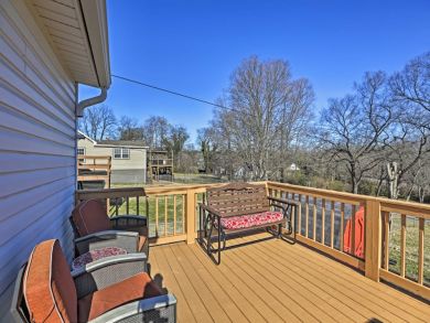 Nashville Home will Accommodate Six Guests.