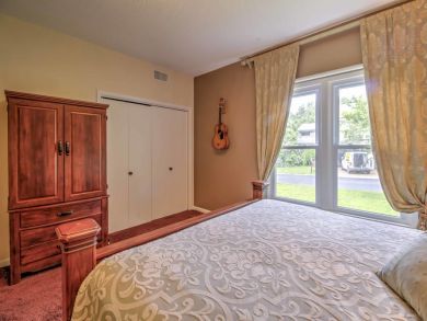 Three Bedroom, 2 Bathroom Rental Home with Loft Sleeps 10