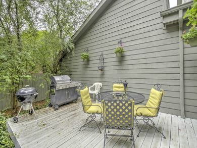 Three Bedroom, 2 Bathroom Rental Home with Loft Sleeps 10