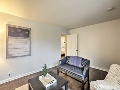Nashville 3 Bedrooms, 1.5 Bathroom Rental Home Sleeps Six