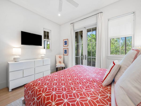 Stylish Santa Rosa Beach Rental with Private Pool & Porch
