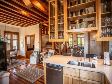 Ultra Fab Home with Private Beach Access