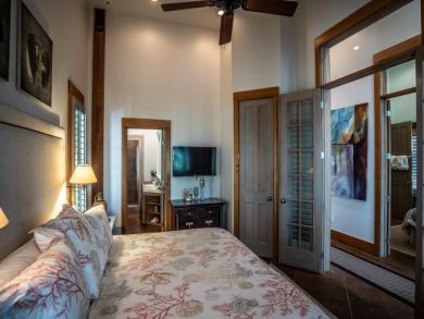 Ultra Fab Home with Private Beach Access