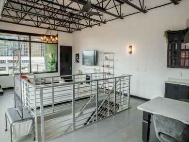 Furnished Luxury Two Bedroom Rental in Nashville Sleeps 6