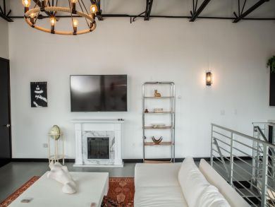 Furnished Luxury Two Bedroom Rental in Nashville Sleeps 6