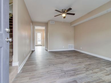 Nashville 2 Bedroom 2 Bathroom Updated Apartment - Sleeps 4
