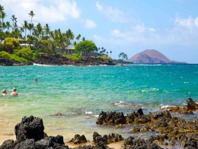 Ocean View Beachfront Kihei Vacation Condo Sleeps 4 Guests