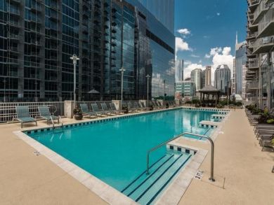 7th Floor Nashville Condo One Bedroom Sleeps 4