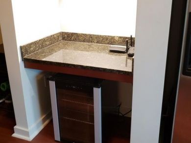 7th Floor Nashville Condo One Bedroom Sleeps 4