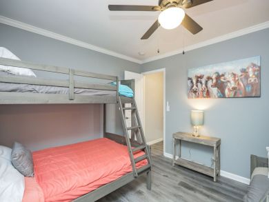 Nashville Rental Home Two Bedrooms Sleeps 4 Pet Friendly