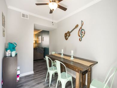 Nashville Rental Home Two Bedrooms Sleeps 4 Pet Friendly