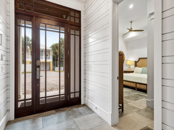Miramar Beach Luxury Sleeps 26 Guests