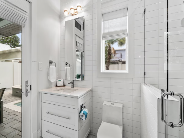 Miramar Beach Luxury Sleeps 26 Guests