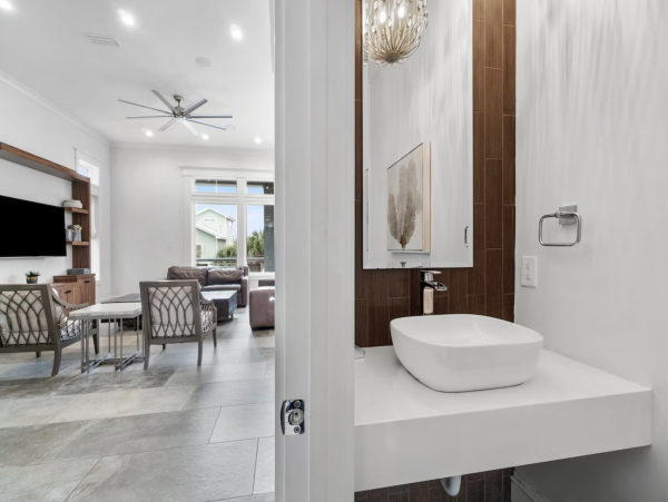 Miramar Beach Luxury Sleeps 26 Guests