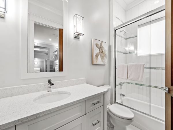 Miramar Beach Luxury Sleeps 26 Guests