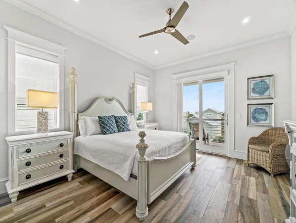 Miramar Beach Luxury Sleeps 26 Guests