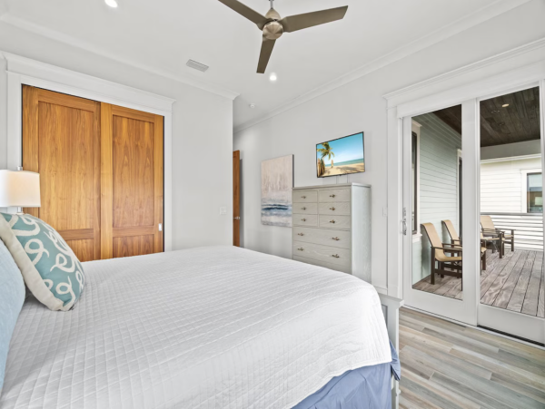 Miramar Beach Luxury Sleeps 26 Guests