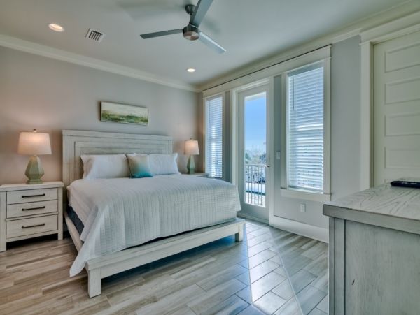 Short Walk to Beach Miramar Vacation Home Four Bedrooms