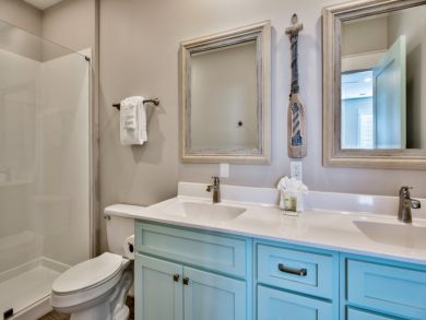Splendid Miramar Vacation Home Sleeps 28 Guests Splendid Miramar Vacation Home Sleeps 28 Guests