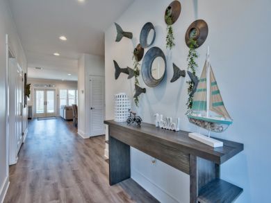 Luxury 6 Bedroom Home with Private Pool in Destin Near Beach