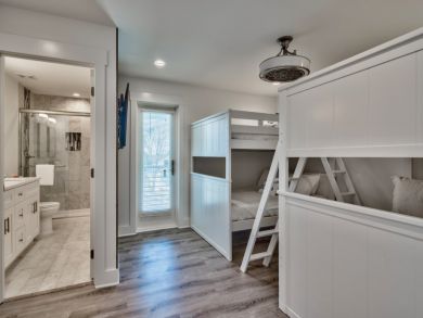 Luxury 6 Bedroom Home with Private Pool in Destin Near Beach