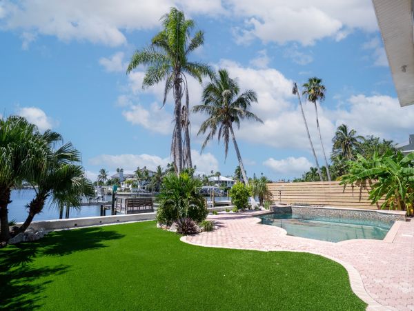 Luxury Vacation Rental with Intracoastal Waterway Views in Indian Rocks Beach