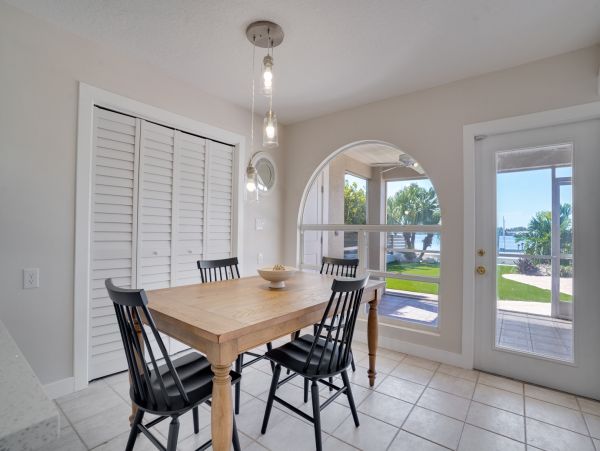 Luxury Vacation Rental with Intracoastal Waterway Views in Indian Rocks Beach