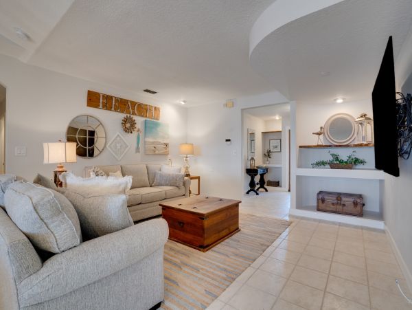 Luxury Vacation Rental with Intracoastal Waterway Views in Indian Rocks Beach