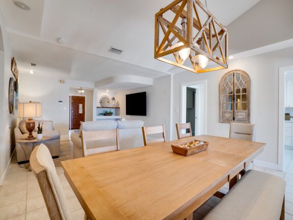 Luxury Vacation Rental with Intracoastal Waterway Views in Indian Rocks Beach