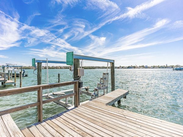 Luxury Vacation Rental with Intracoastal Waterway Views in Indian Rocks Beach