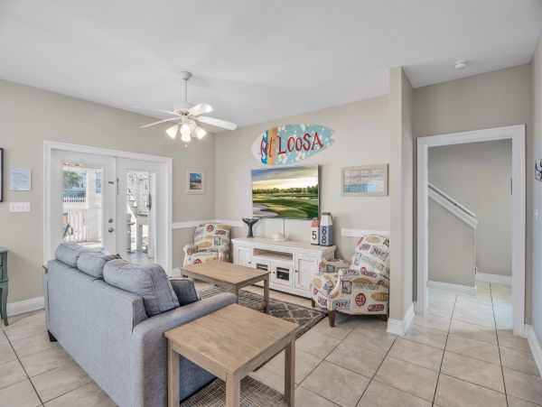 Gulf View Destin Six Bedroom Vacation Home Beach Across the Street