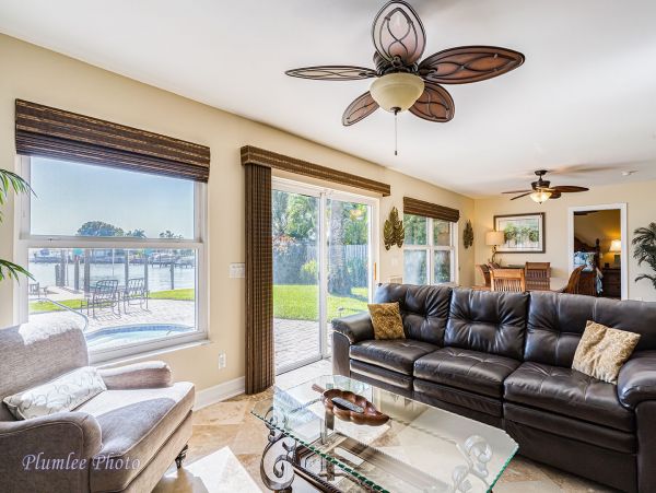 Waterfront Four Bedroom Vacation Home in Indian Rocks