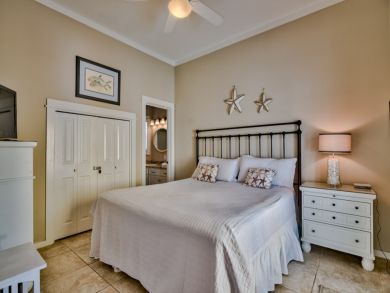 Across from Barracuda Beach with Heated Pool! Across from Barracuda Beach with Heated Pool!