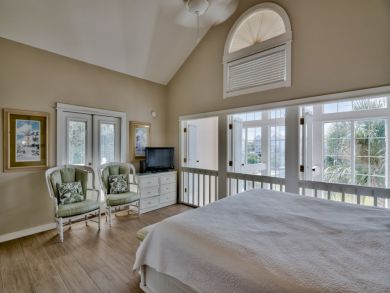 Across from Barracuda Beach with Heated Pool! Across from Barracuda Beach with Heated Pool!