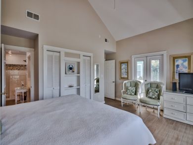 Across from Barracuda Beach with Heated Pool! Across from Barracuda Beach with Heated Pool!