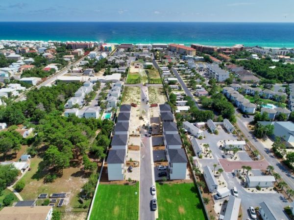 Walk to Beach Luxury Home On Miramar Beach Sleeps 12 Guests