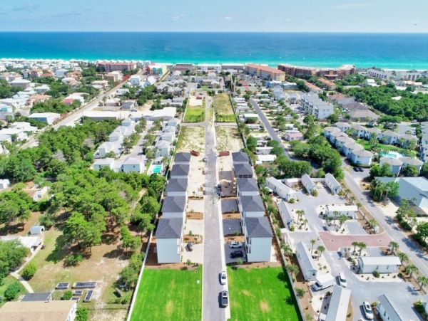 Miramar Florida Four Bedroom Beach Rental with Common Pool