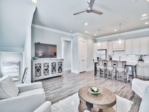Miramar Florida Four Bedroom Beach Rental with Common Pool