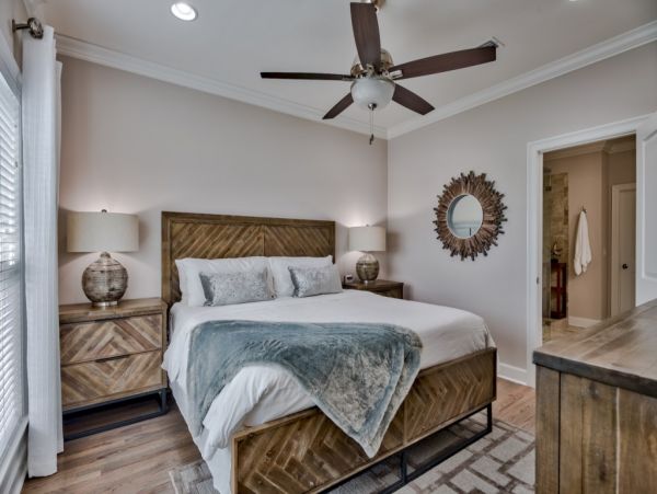 Beautiful Condo with 4 Bedrooms in Miramar Beach