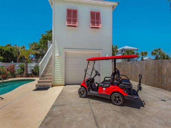 Luxury Four Bedroom Vacation Beach Home in Destin