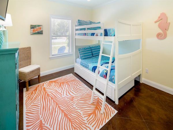 Luxury Four Bedroom Vacation Beach Home in Destin