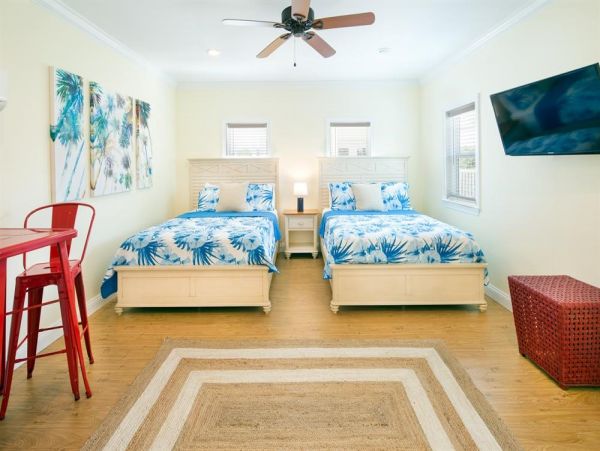 Luxury Four Bedroom Vacation Beach Home in Destin