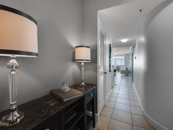 Destin 3 Bedroom Condo with Gulf View & Balcony