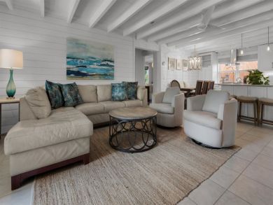 Luxury Destin Vacation Home & Carriage House Sleeps 10