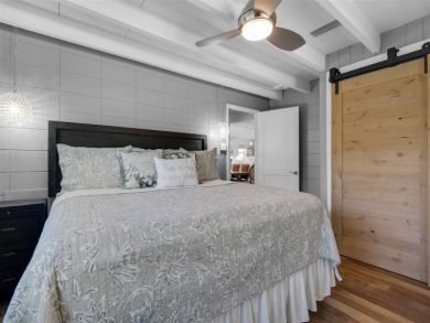 Luxury Destin Vacation Home & Carriage House Sleeps 10