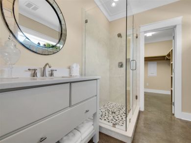 Luxury Destin Vacation Home & Carriage House Sleeps 10