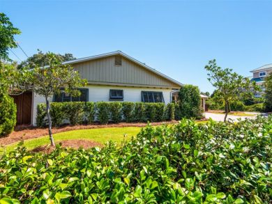 Luxury Destin Vacation Home & Carriage House Sleeps 10