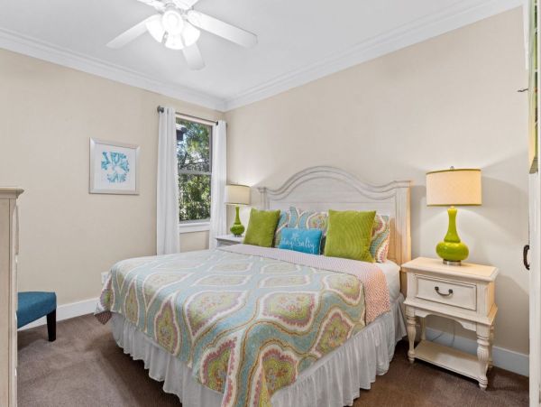 Luxury Beach Retreat in Crystal Beach - 3 King Suites & Lagoon Pool