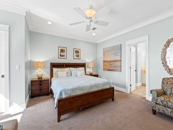 Luxury Beach Retreat in Crystal Beach - 3 King Suites & Lagoon Pool