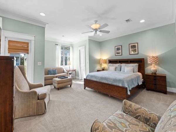 Luxury Beach Retreat in Crystal Beach - 3 King Suites & Lagoon Pool